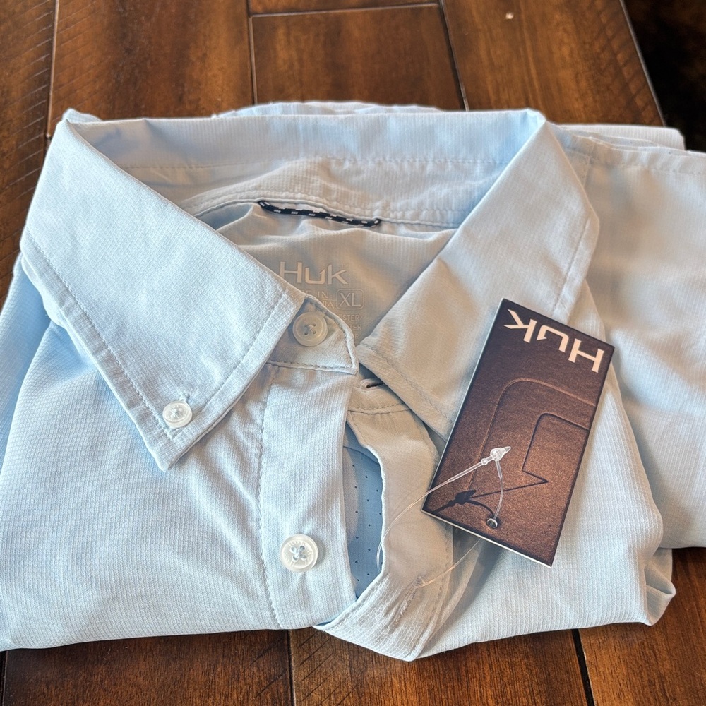 Huk Men's Casual Button Down Shirt - Sky Blue - Picture 4 of 4